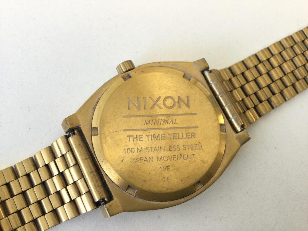 Photo '5' of Nixon Gold Watch