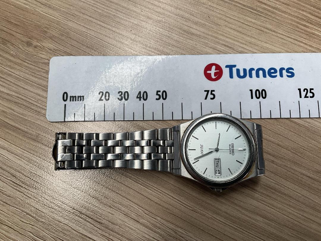 Photo '9' of Seiko Mens Watch - Model SQ100