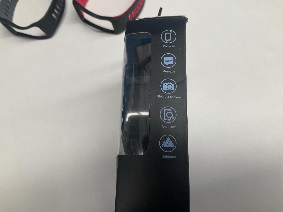 Photo '4' of FunDo Pro - Smart Sport Band & 3 Extra Straps *NEW* Photo '4' of FunDo Pro - Smart Sport Band & 3 Extra Straps *NEW*