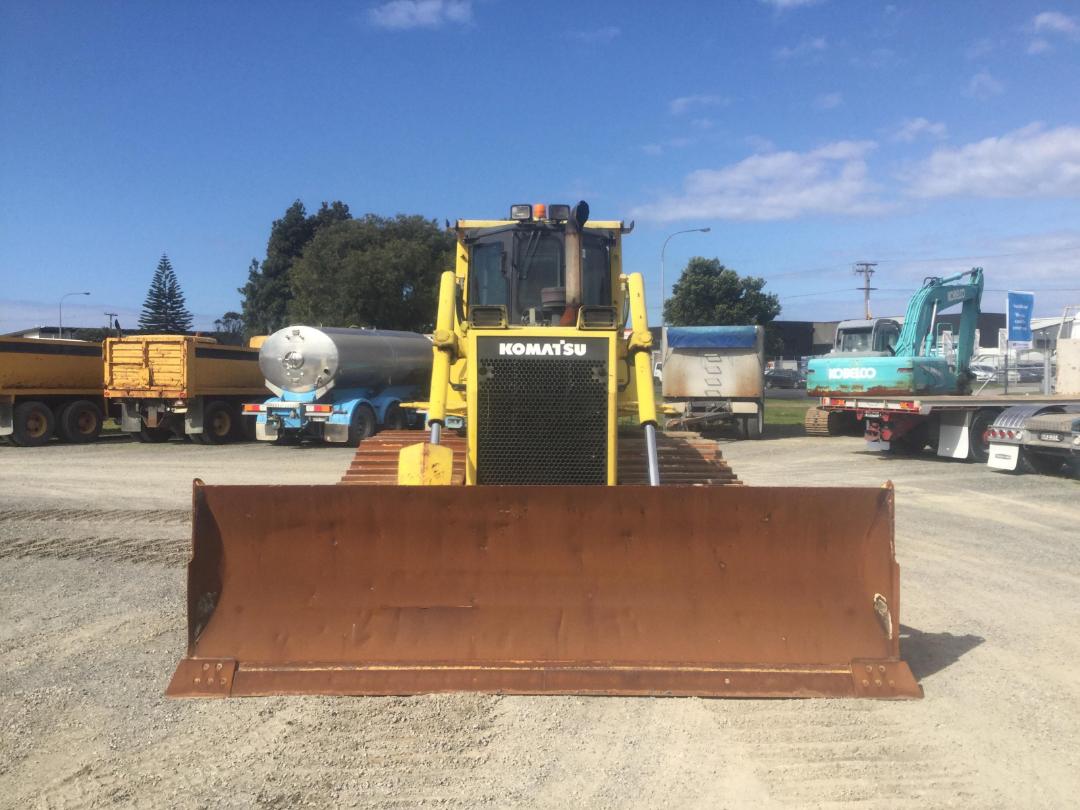Photo '8' of Komatsu D65PX-15EO Bulldozer Photo '8' of Komatsu D65PX-15EO Bulldozer