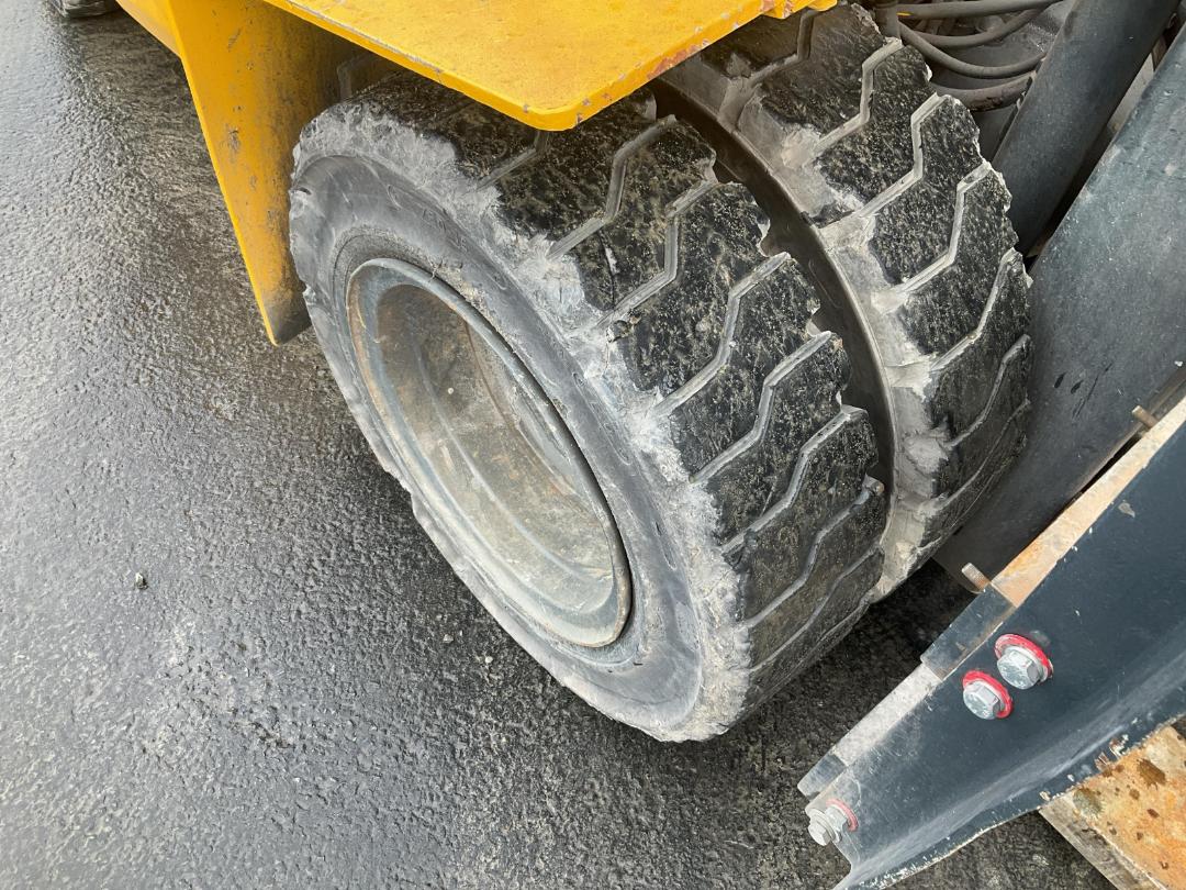 Photo '18' of Komatsu Forklift FD45 Forklift Photo '18' of Komatsu Forklift FD45 Forklift