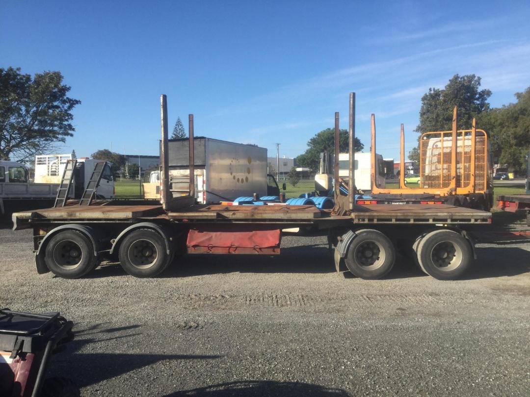 Photo '2' of KRAFT 586 Logger Trailer Photo '2' of KRAFT 586 Logger Trailer