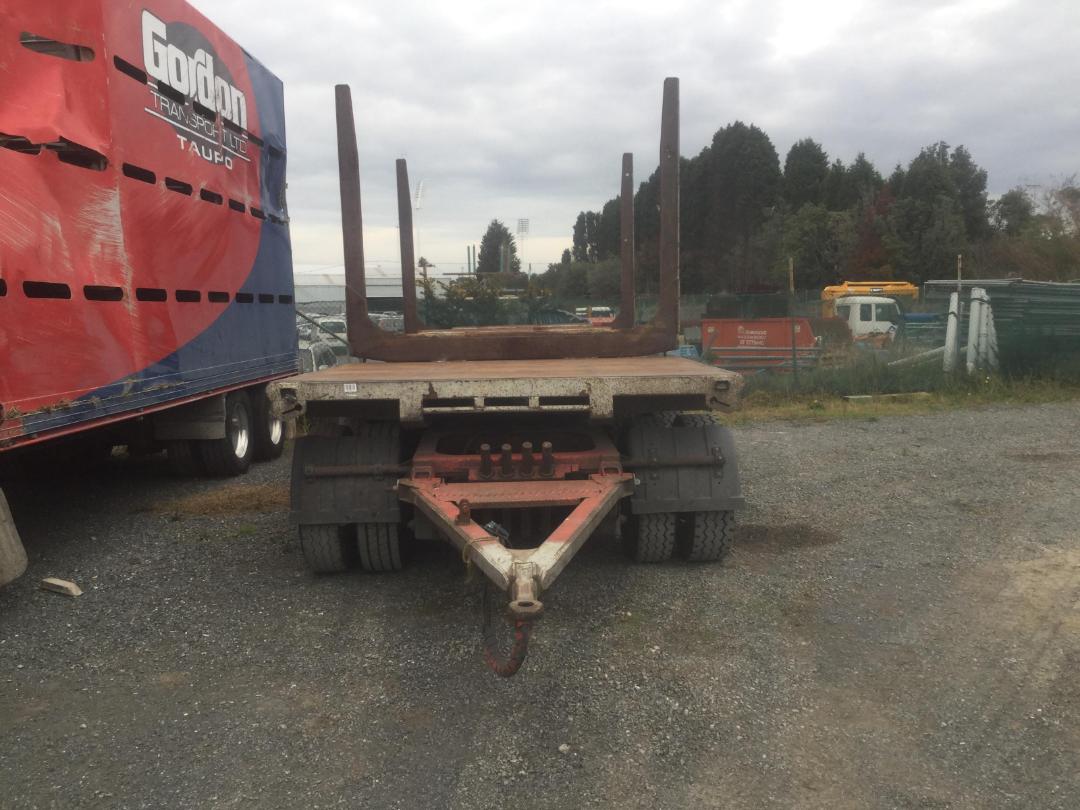 Photo '8' of KRAFT 586 Logger Trailer Photo '8' of KRAFT 586 Logger Trailer