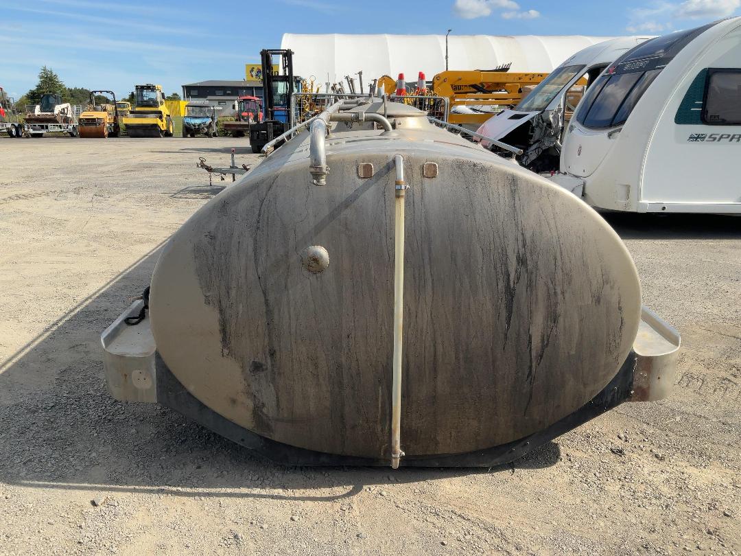 Photo '7' of 12,000L Holding Tank
