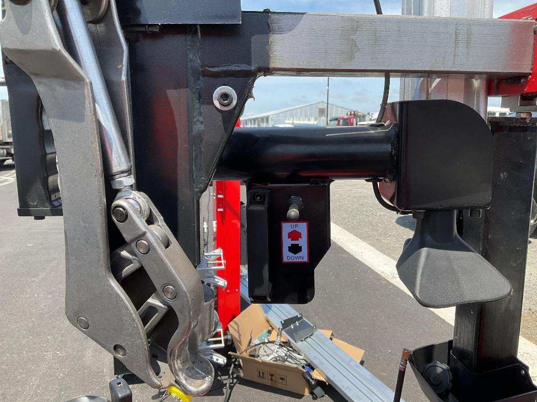 Photo '8' of Nahal Tyre Changing Machine Photo '8' of Nahal Tyre Changing Machine