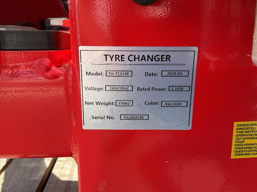 Photo '11' of Nahal Tyre Changing Machine Photo '11' of Nahal Tyre Changing Machine