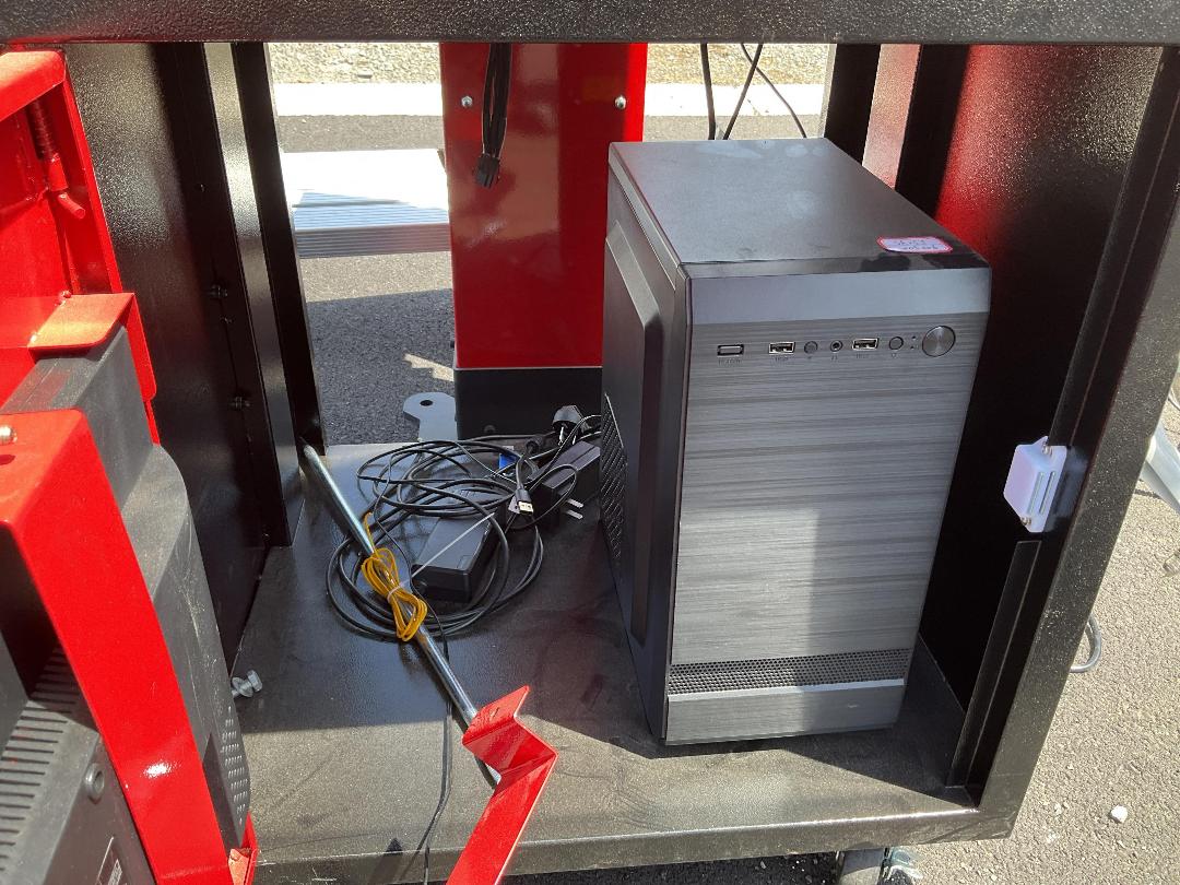 Photo '6' of Nahal Wheel Alignment Machine