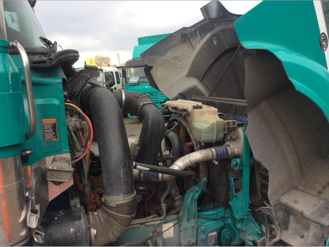 Photo '20' of MACK TRIDENT CMHT 6X4 TRACTOR Tractor-Unit Photo '20' of MACK TRIDENT CMHT 6X4 TRACTOR Tractor-Unit