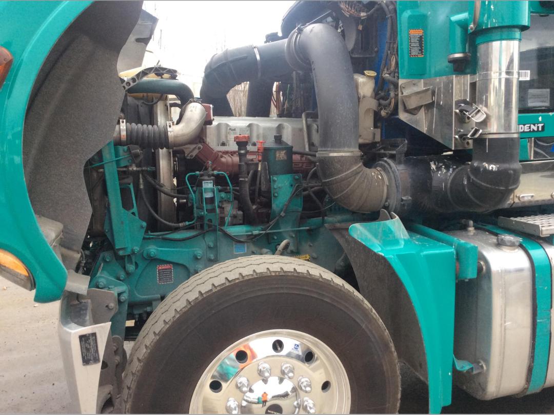 Photo '22' of MACK TRIDENT CMHT 6X4 TRACTOR Tractor-Unit Photo '22' of MACK TRIDENT CMHT 6X4 TRACTOR Tractor-Unit