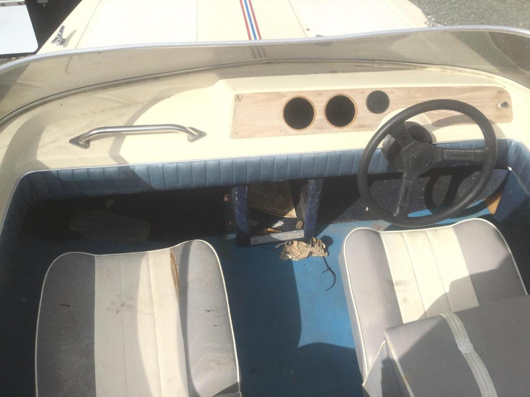 Photo '19' of 1970 Glastron GT Boat & Trailer Photo '19' of 1970 Glastron GT Boat & Trailer