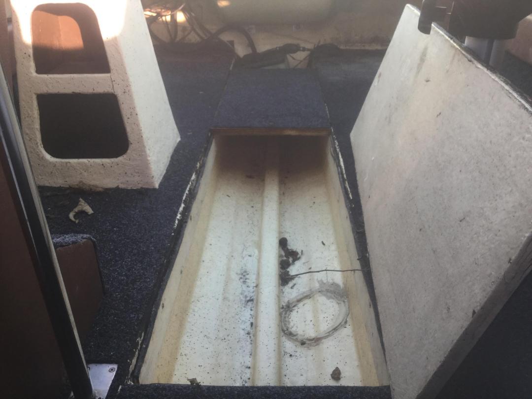 Photo '18' of 6C524 : 1986 Bonito 4.6m Boat With Trailer Photo '18' of 6C524 : 1986 Bonito 4.6m Boat With Trailer
