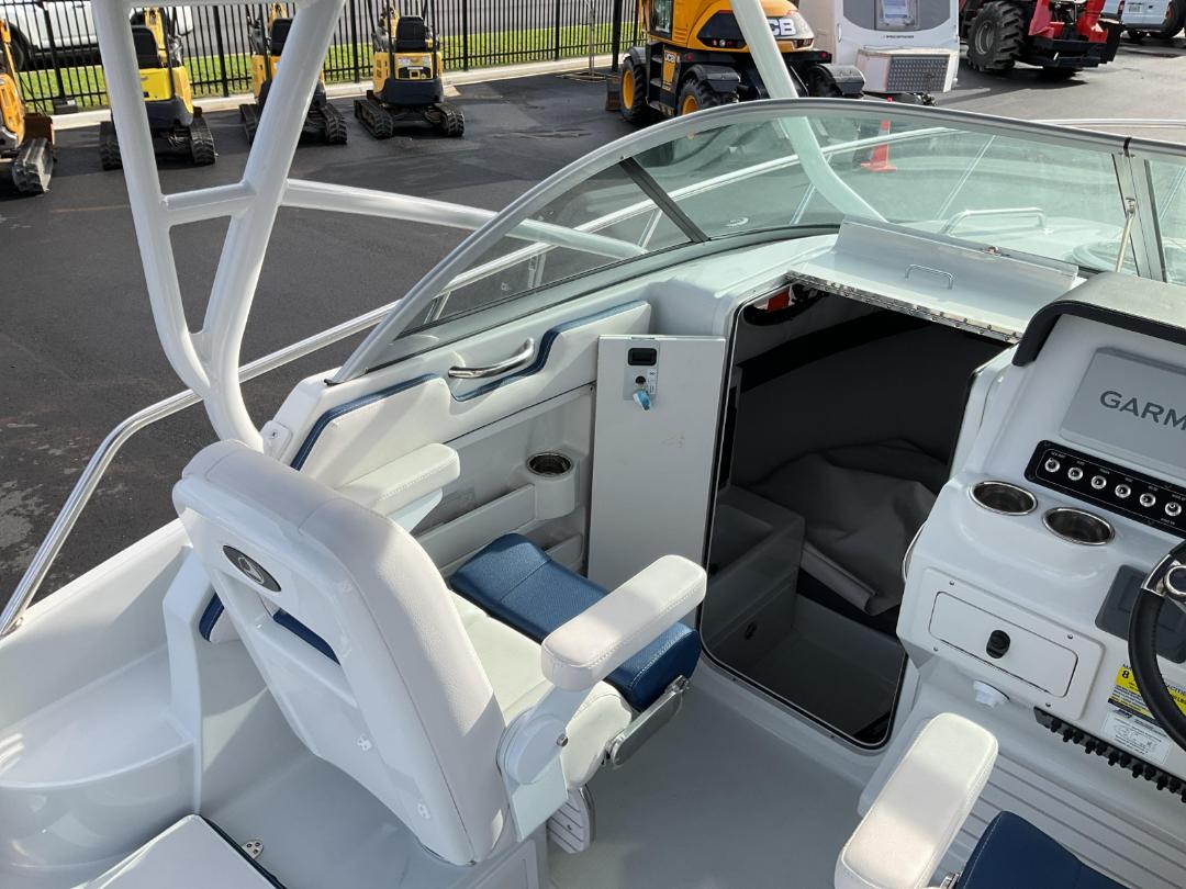 Photo '30' of 6D424 : 2024 Finseeker 245WA