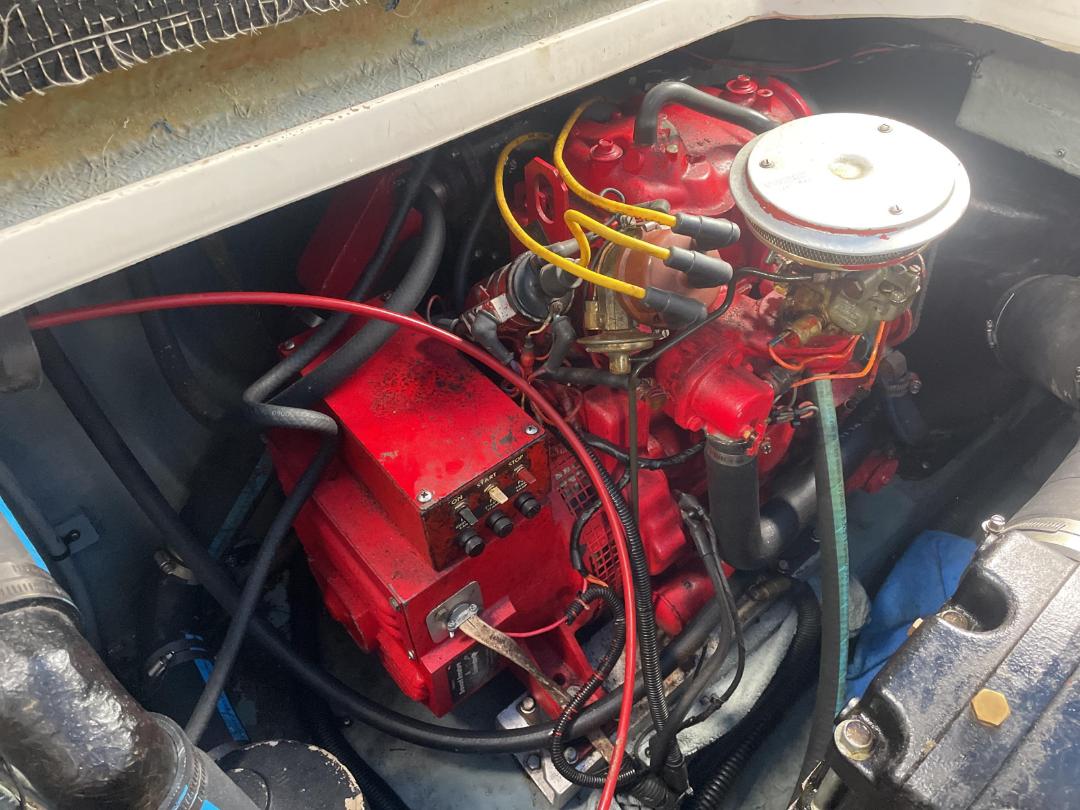 Photo '23' of 1990 Sea-Ray 330 Cabin Cruiser Photo '23' of 1990 Sea-Ray 330 Cabin Cruiser