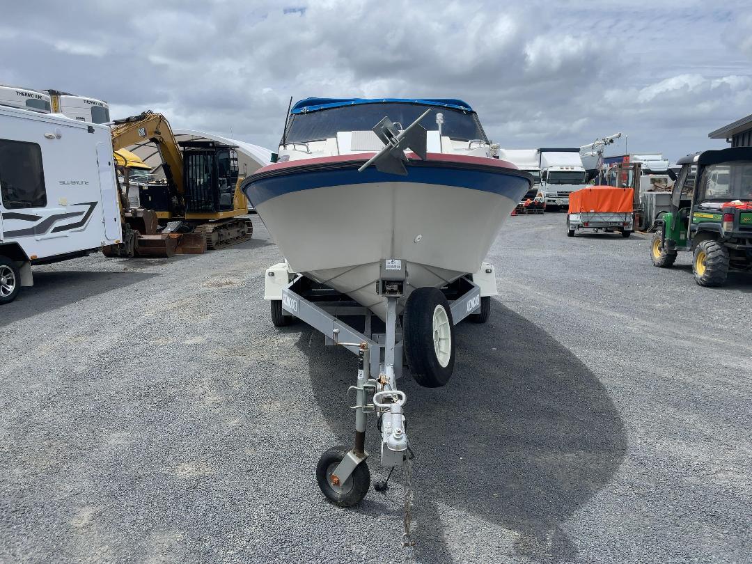 Photo '8' of 603T3 : 1988 Cresta Craft 5.3 Photo '8' of 603T3 : 1988 Cresta Craft 5.3