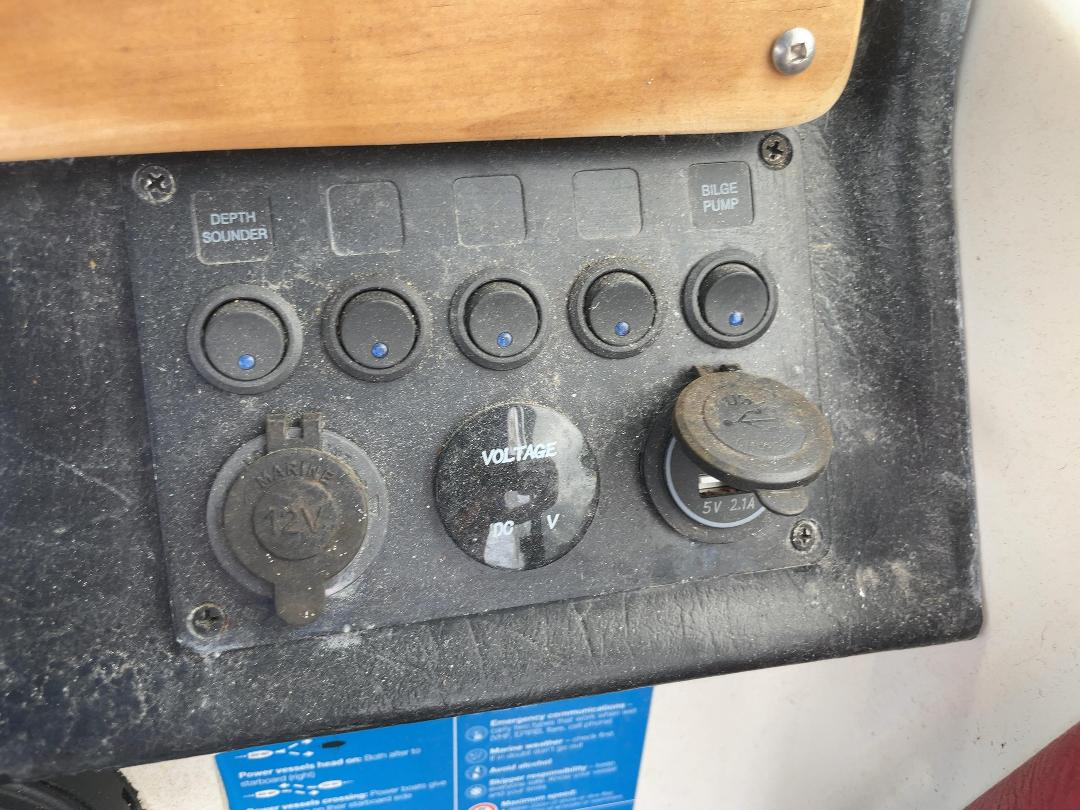 Photo '19' of 603T3 : 1988 Cresta Craft 5.3 Photo '19' of 603T3 : 1988 Cresta Craft 5.3