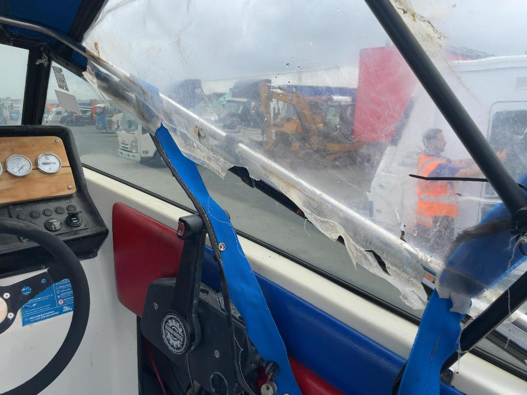 Photo '22' of 603T3 : 1988 Cresta Craft 5.3 Photo '22' of 603T3 : 1988 Cresta Craft 5.3