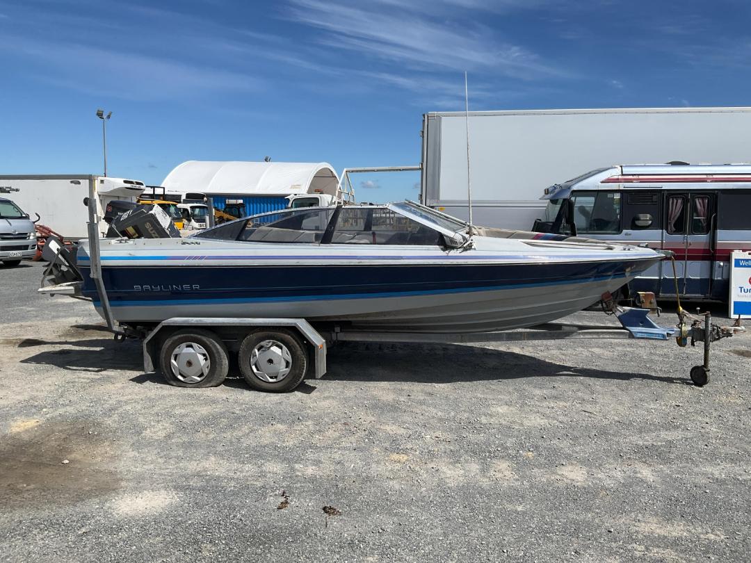 Photo '2' of GH889 : (Circa)1988 Bayliner Capri Photo '2' of GH889 : (Circa)1988 Bayliner Capri