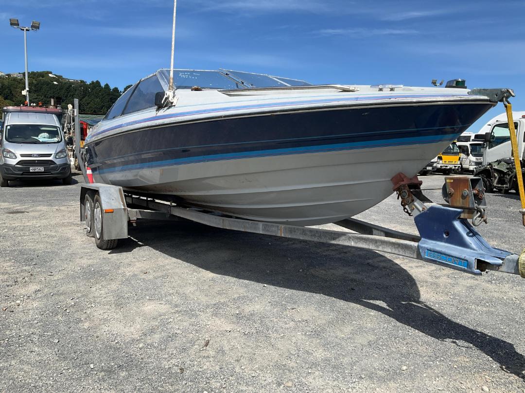 Photo '9' of GH889 : (Circa)1988 Bayliner Capri Photo '9' of GH889 : (Circa)1988 Bayliner Capri