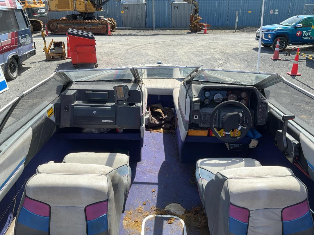 Photo '13' of GH889 : (Circa)1988 Bayliner Capri Photo '13' of GH889 : (Circa)1988 Bayliner Capri