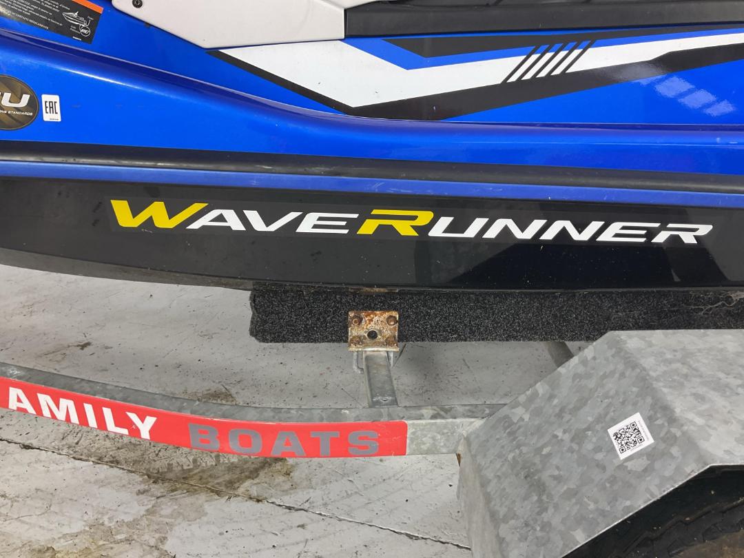 Photo '19' of 9F587 : 2018 Yamaha EX Wave runner Photo '19' of 9F587 : 2018 Yamaha EX Wave runner