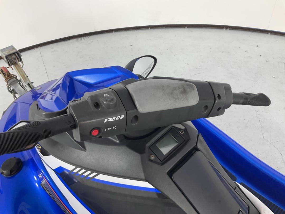 Photo '8' of 9F587 : 2018 Yamaha EX Wave runner Photo '8' of 9F587 : 2018 Yamaha EX Wave runner