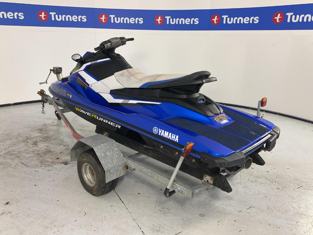 Photo '6' of 9F587 : 2018 Yamaha EX Wave runner Photo '6' of 9F587 : 2018 Yamaha EX Wave runner