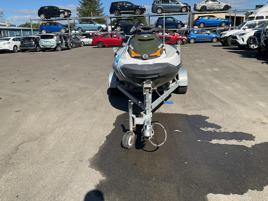 Photo '8' of 47C89 - 2020 Seadoo GTX 170 & Trailer Photo '8' of 47C89 - 2020 Seadoo GTX 170 & Trailer