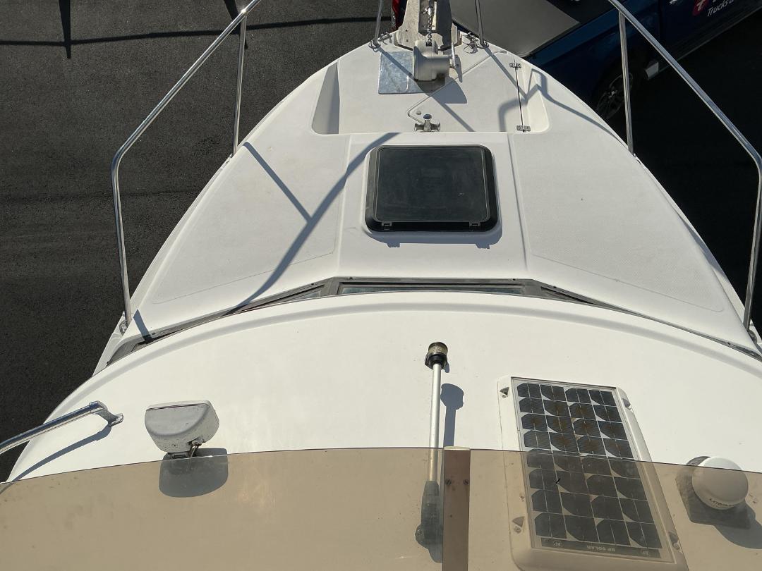 Photo '19' of LE990 : 1989 Bayliner 2556 Ciera Photo '19' of LE990 : 1989 Bayliner 2556 Ciera