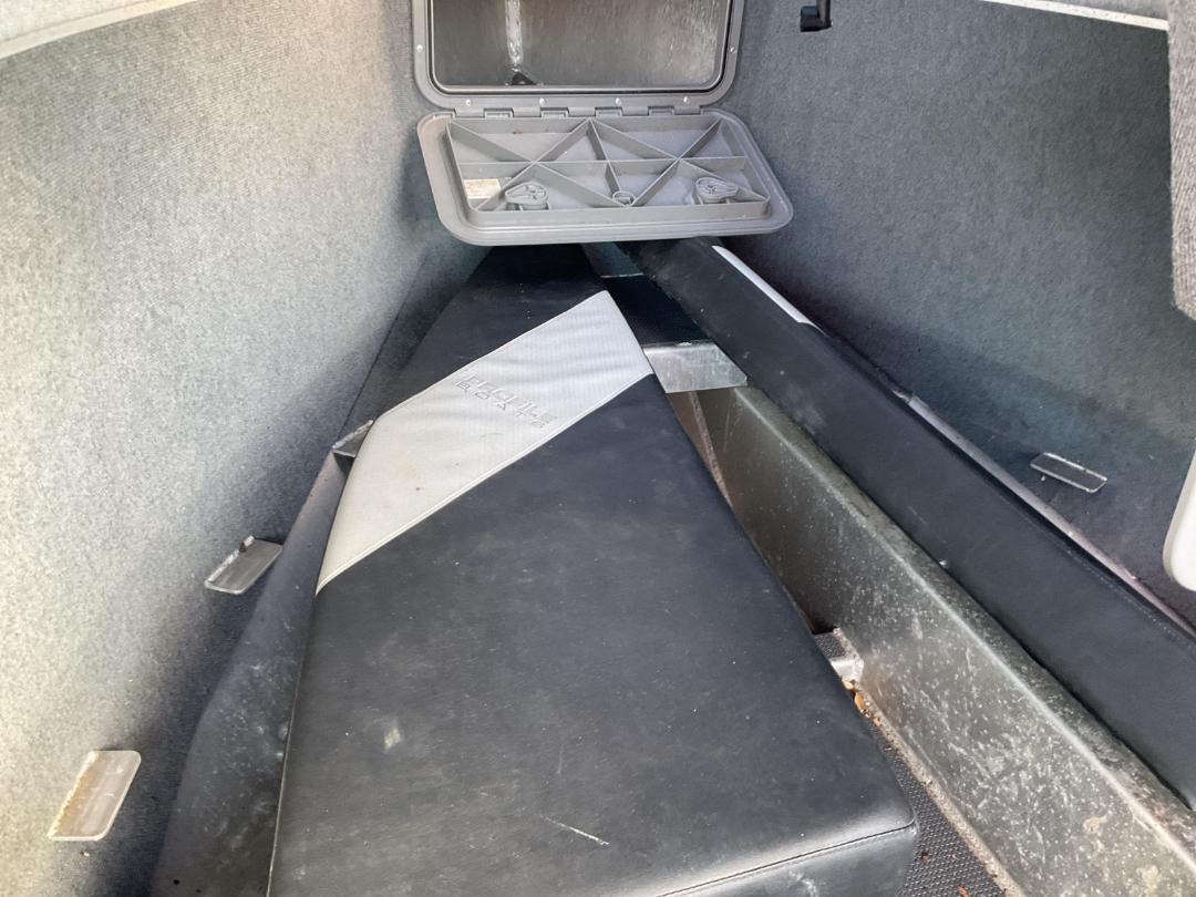 Photo '12' of 2014 1000 Profile Boats 635H with trailer