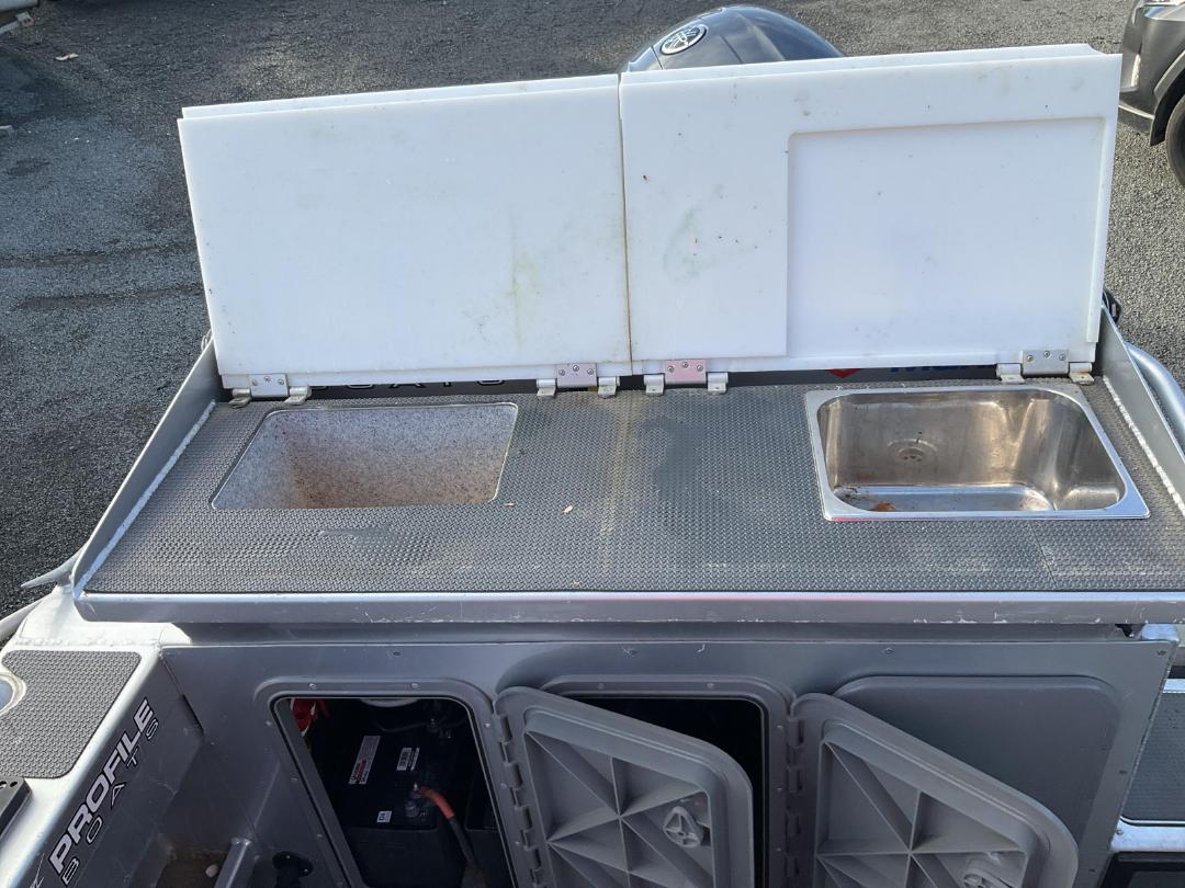 Photo '14' of 2014 1000 Profile Boats 635H with trailer