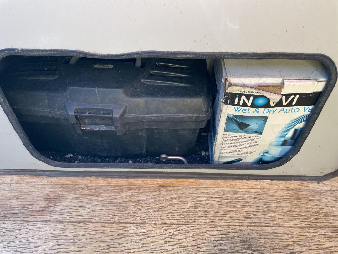 Photo '28' of F718N: Boat & Trailer Photo '28' of F718N: Boat & Trailer