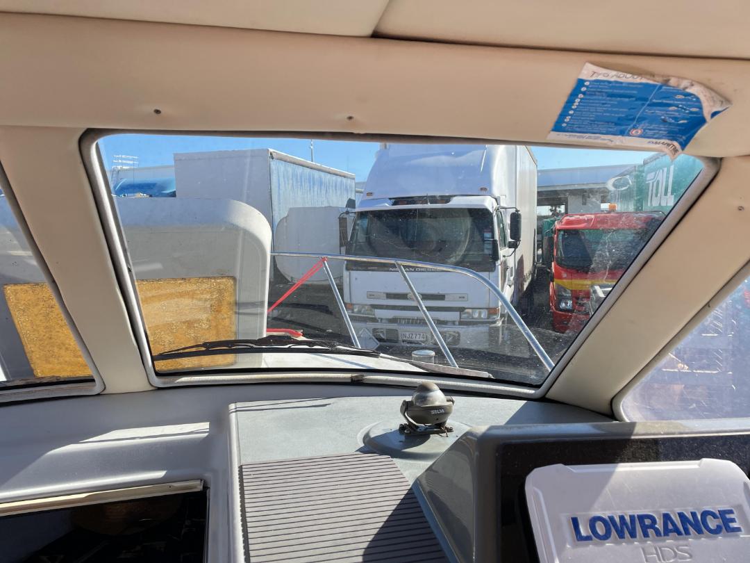 Photo '42' of F718N: Boat & Trailer Photo '42' of F718N: Boat & Trailer