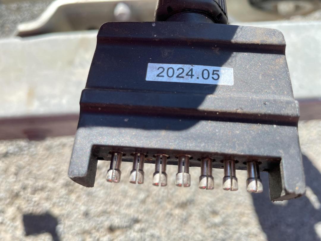 Photo '47' of F718N: Boat & Trailer Photo '47' of F718N: Boat & Trailer