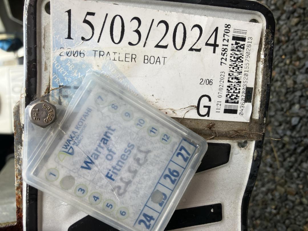 Photo '49' of F718N: Boat & Trailer Photo '49' of F718N: Boat & Trailer