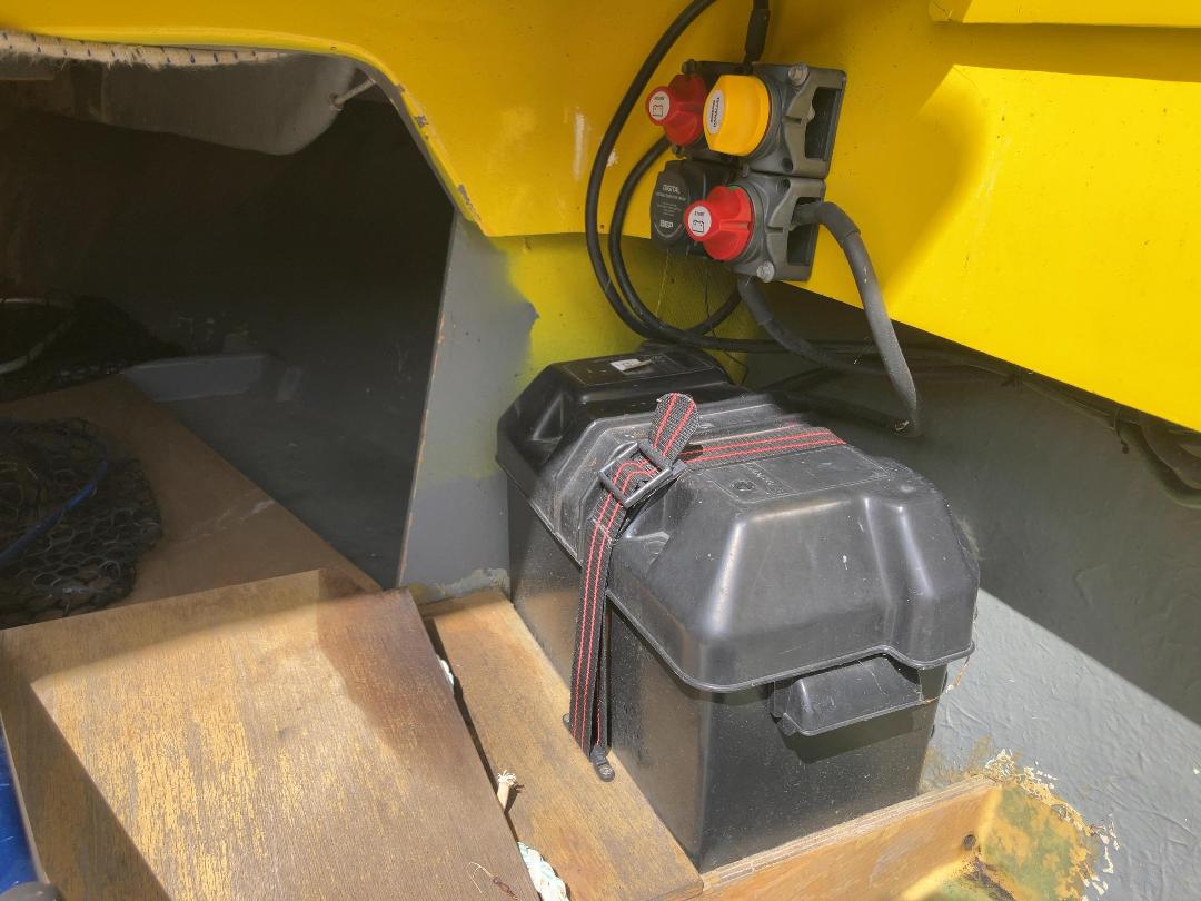 Photo '17' of 77P63 : 1986 Haines Hunter V16