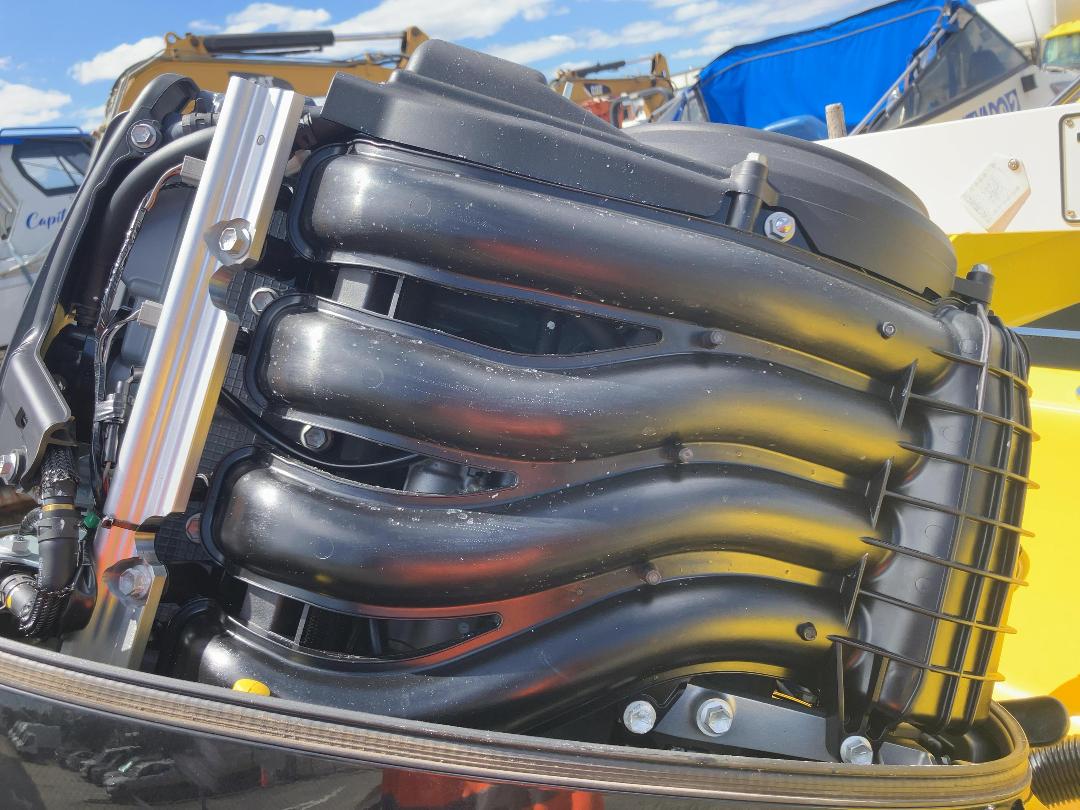 Photo '34' of 77P63 : 1986 Haines Hunter V16