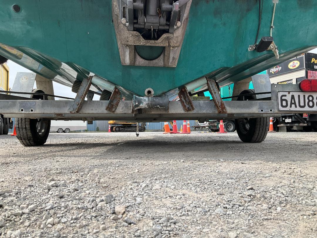 Photo '18' of 6AU88 : 1975 Glasskraft Ambassador 