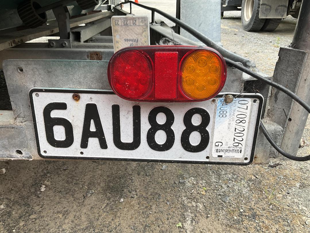 Photo '17' of 6AU88 : 1975 Glasskraft Ambassador 