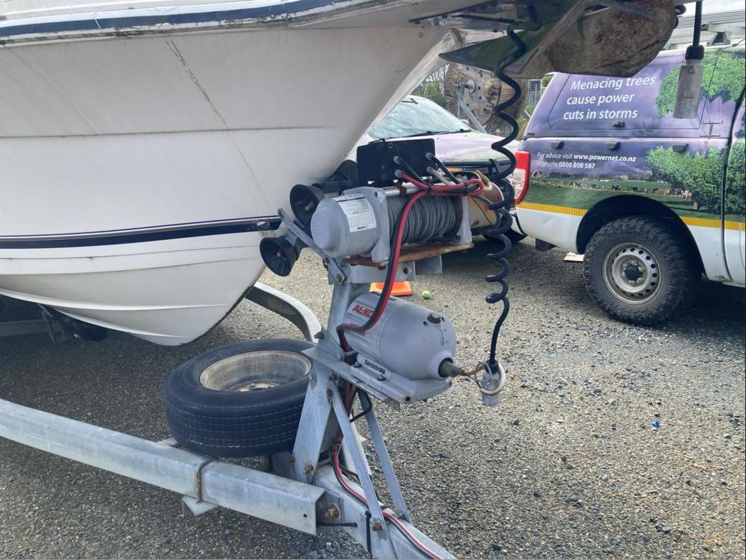 Photo '10' of P605B : 2009 Campion Boat & Boat Trailer Photo '10' of P605B : 2009 Campion Boat & Boat Trailer