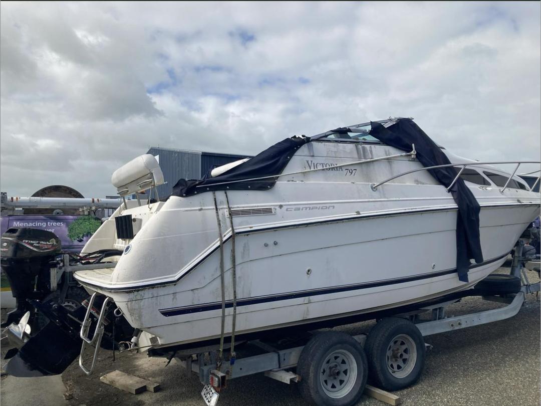 Photo '2' of P605B : 2009 Campion Boat & Boat Trailer Photo '2' of P605B : 2009 Campion Boat & Boat Trailer