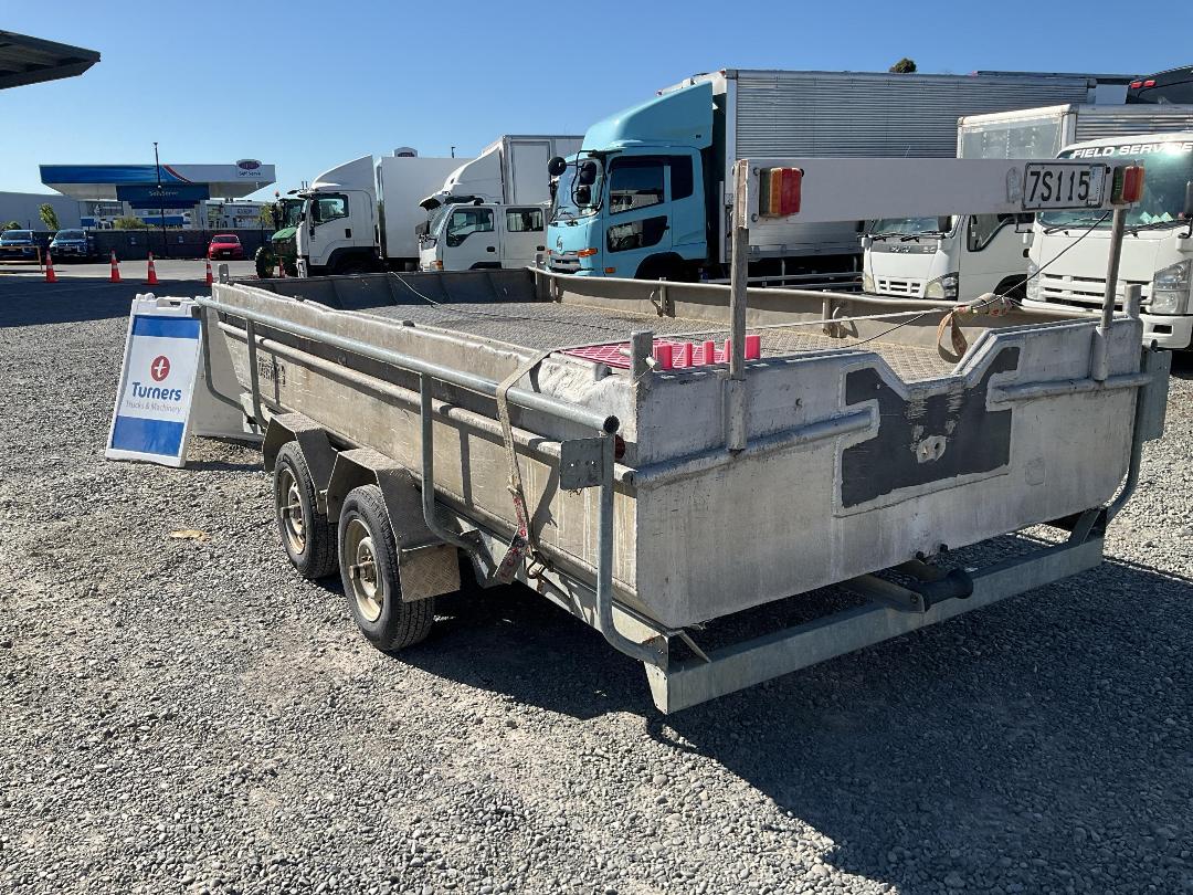 Photo '5' of 7S115 : 2006 TRAILER BOAT Photo '5' of 7S115 : 2006 TRAILER BOAT