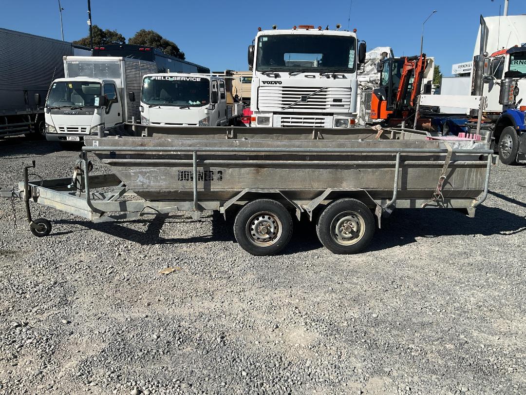 Photo '6' of 7S115 : 2006 TRAILER BOAT Photo '6' of 7S115 : 2006 TRAILER BOAT