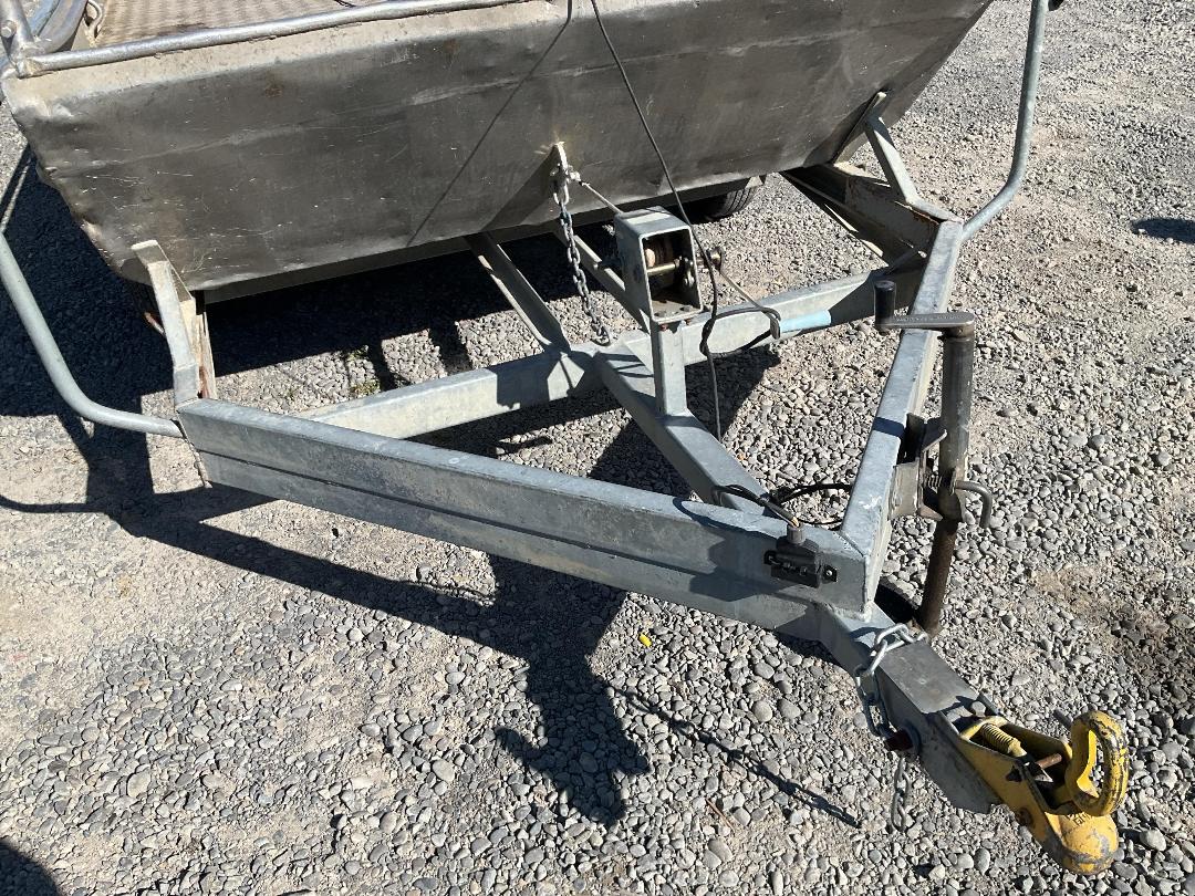 Photo '8' of 7S115 : 2006 TRAILER BOAT Photo '8' of 7S115 : 2006 TRAILER BOAT