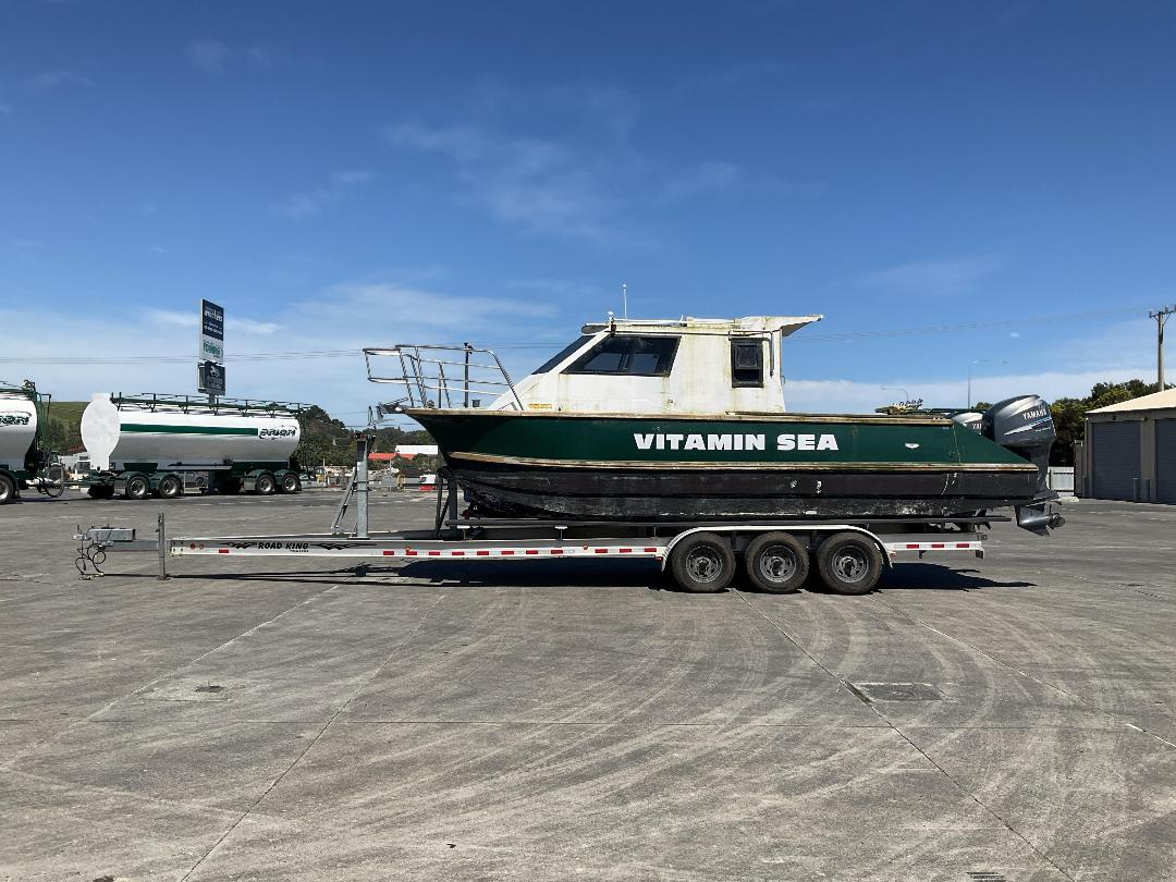 Photo '7' of 318H3 : 2003 Shark Cat 5700 Photo '7' of 318H3 : 2003 Shark Cat 5700