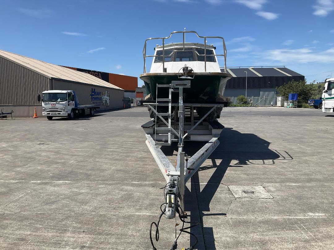 Photo '9' of 318H3 : 2003 Shark Cat 5700 Photo '9' of 318H3 : 2003 Shark Cat 5700