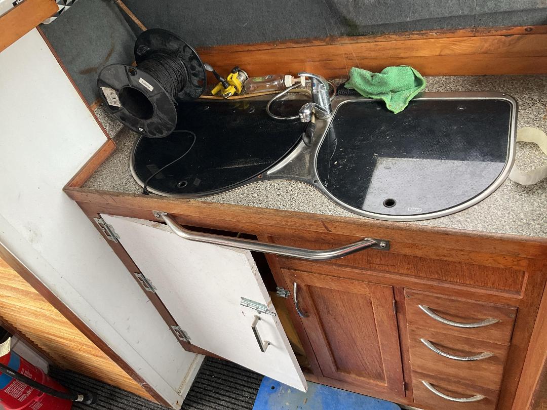 Photo '41' of 318H3 : 2003 Shark Cat 5700 Photo '41' of 318H3 : 2003 Shark Cat 5700