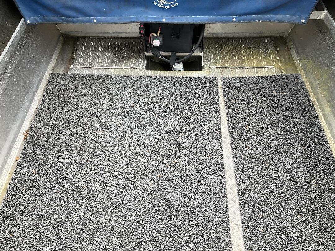 Photo '19' of 8W574 : 2011 Scorpion 610 Photo '19' of 8W574 : 2011 Scorpion 610