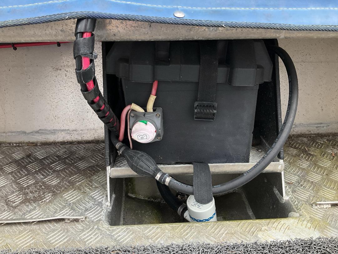 Photo '22' of 8W574 : 2011 Scorpion 610 Photo '22' of 8W574 : 2011 Scorpion 610