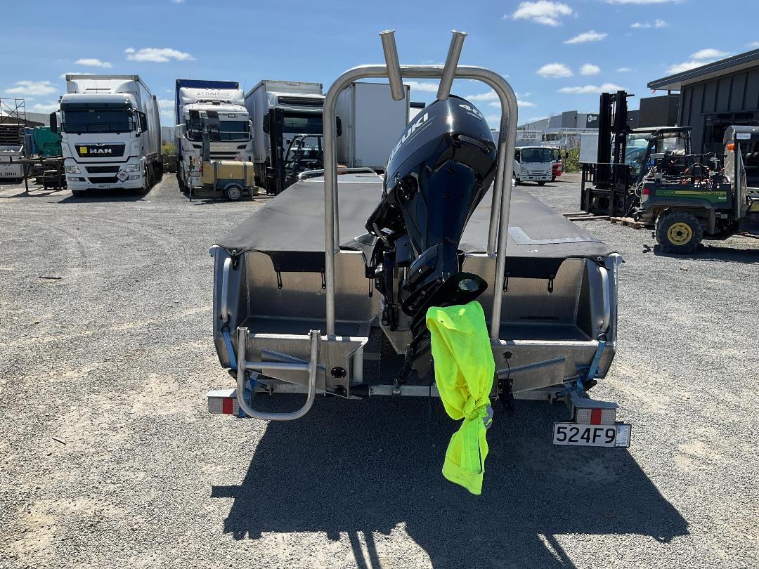 Photo '4' of 524F9 : 2023 Kingfisher 410 Minicat