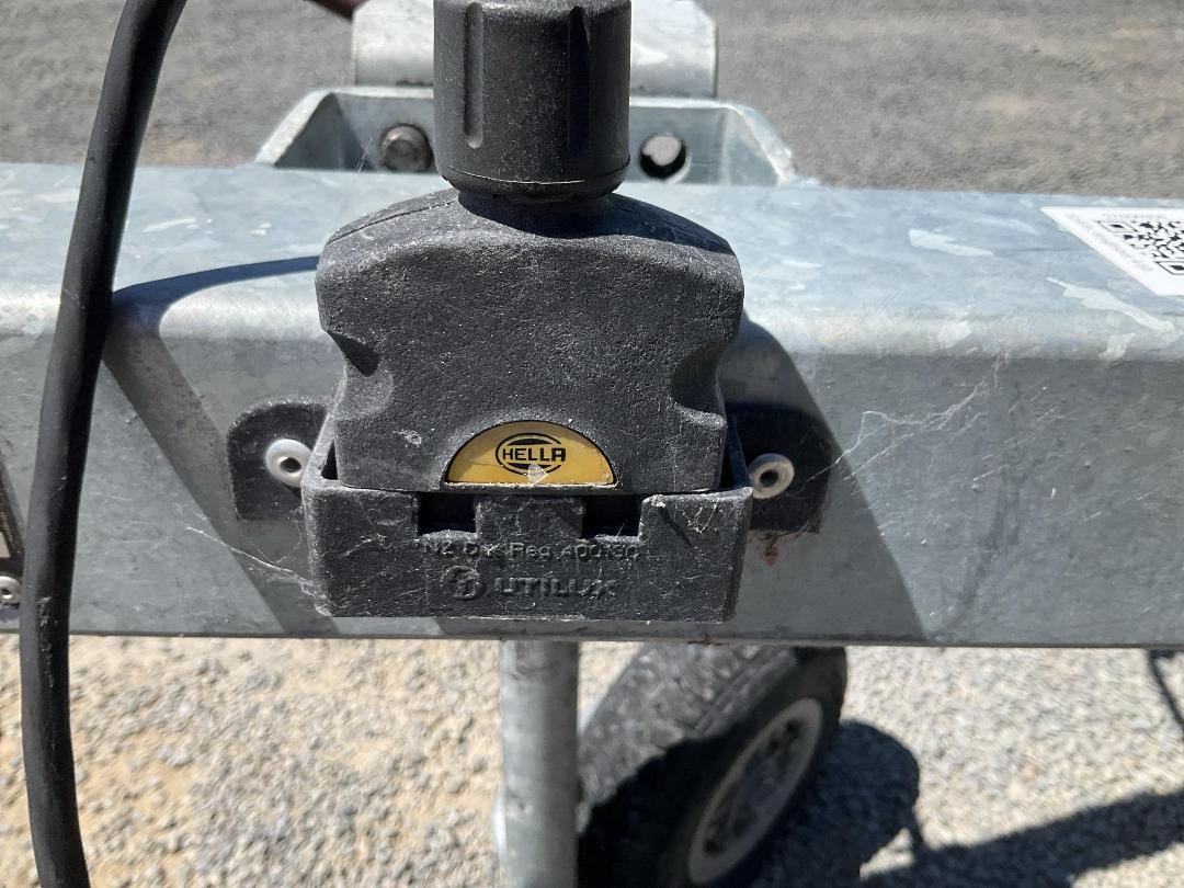 Photo '11' of 524F9 : 2023 Kingfisher 410 Minicat